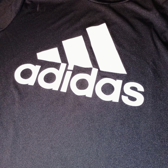 Adidas Kids Black T-Shirt. Size medium 10/12 - Picture 1 of 3